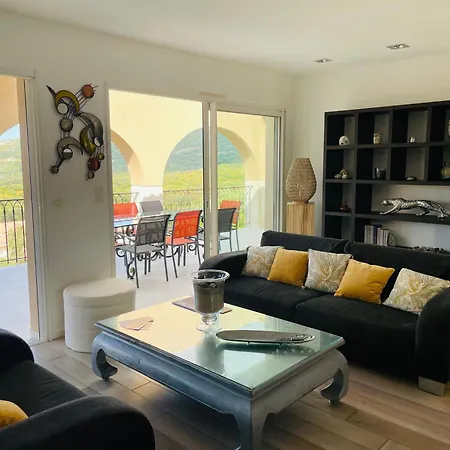 Bel Appartement, Terrasse Vue Mer, Sant Ambroggio 아파트