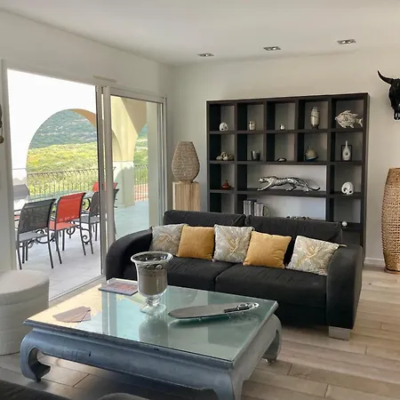 Bel Appartement, Terrasse Vue Mer, Sant Ambroggio 아파트