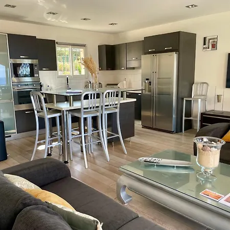 Bel Appartement, Terrasse Vue Mer, Sant Ambroggio 아파트 루미오