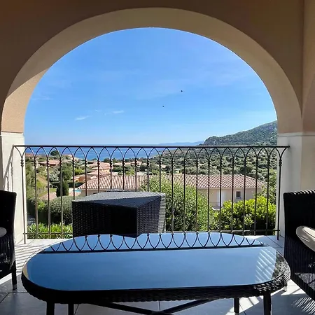 Bel Appartement, Terrasse Vue Mer, Sant Ambroggio *
