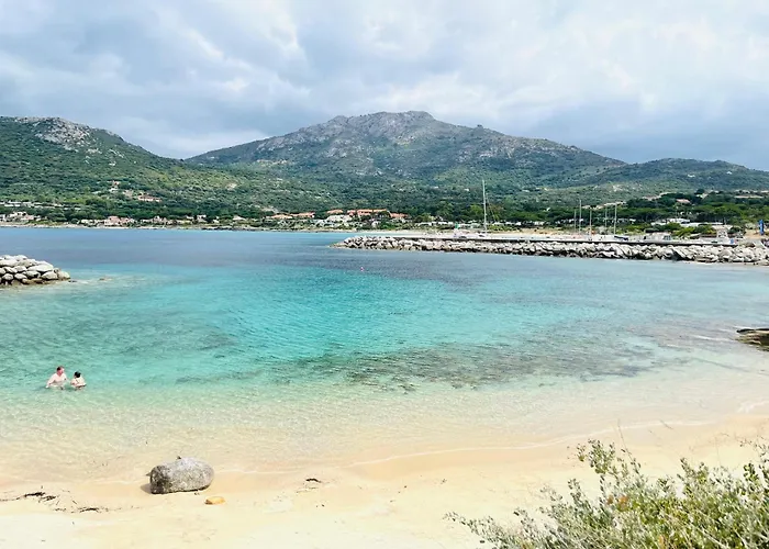 Bel Appartement, Terrasse Vue Mer, Sant Ambroggio 公寓 *