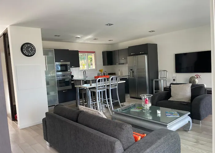 Bel Appartement, Terrasse Vue Mer, Sant Ambroggio 公寓 *