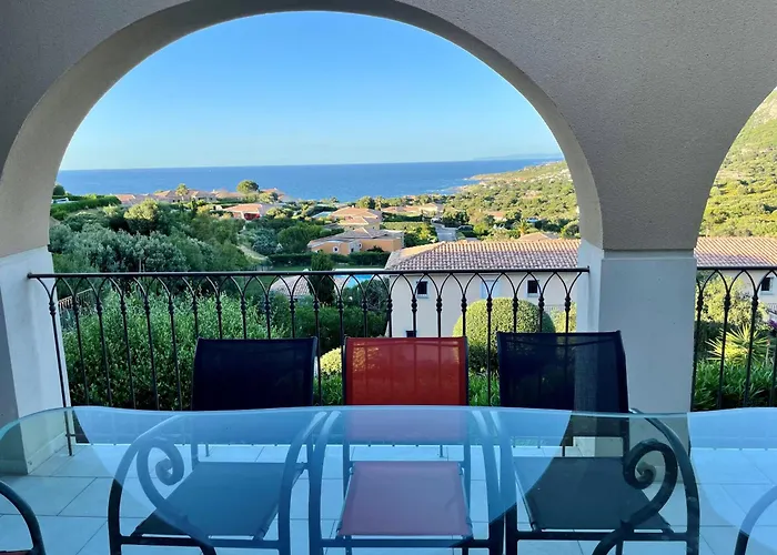 Bel Appartement, Terrasse Vue Mer, Sant Ambroggio * 卢米奥