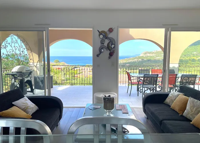 Bel Appartement, Terrasse Vue Mer, Sant Ambroggio *